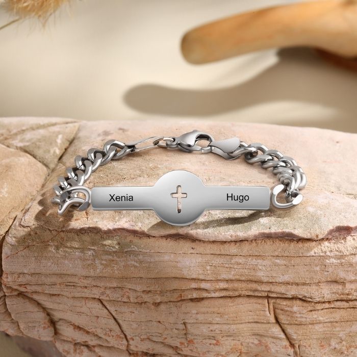 armband-mit-namen-armbander-mit-heiligem-kreuz-und-herzkette-mit-personlichem-datum-und-namen