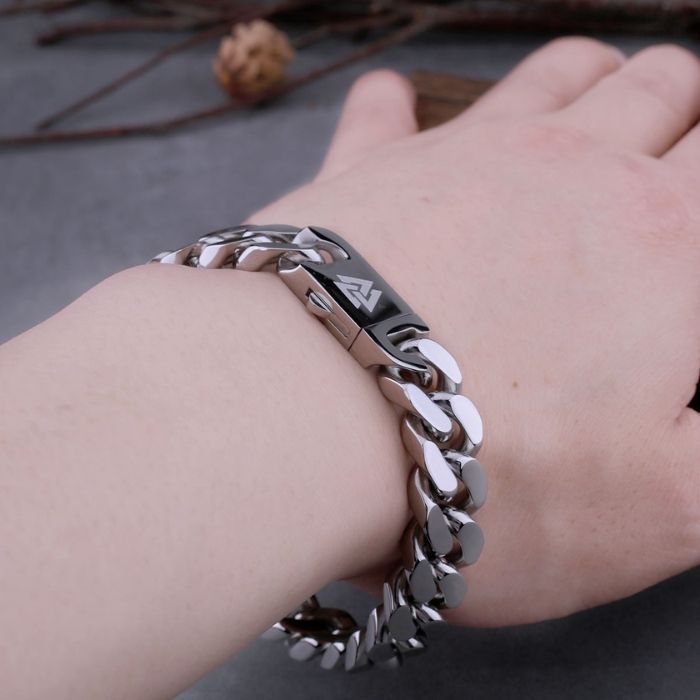    edelstahlarmband-damen-herren-kubanische-kette-edelstahl-fein-polierte-kette-vierseitig-geschliffen-armband