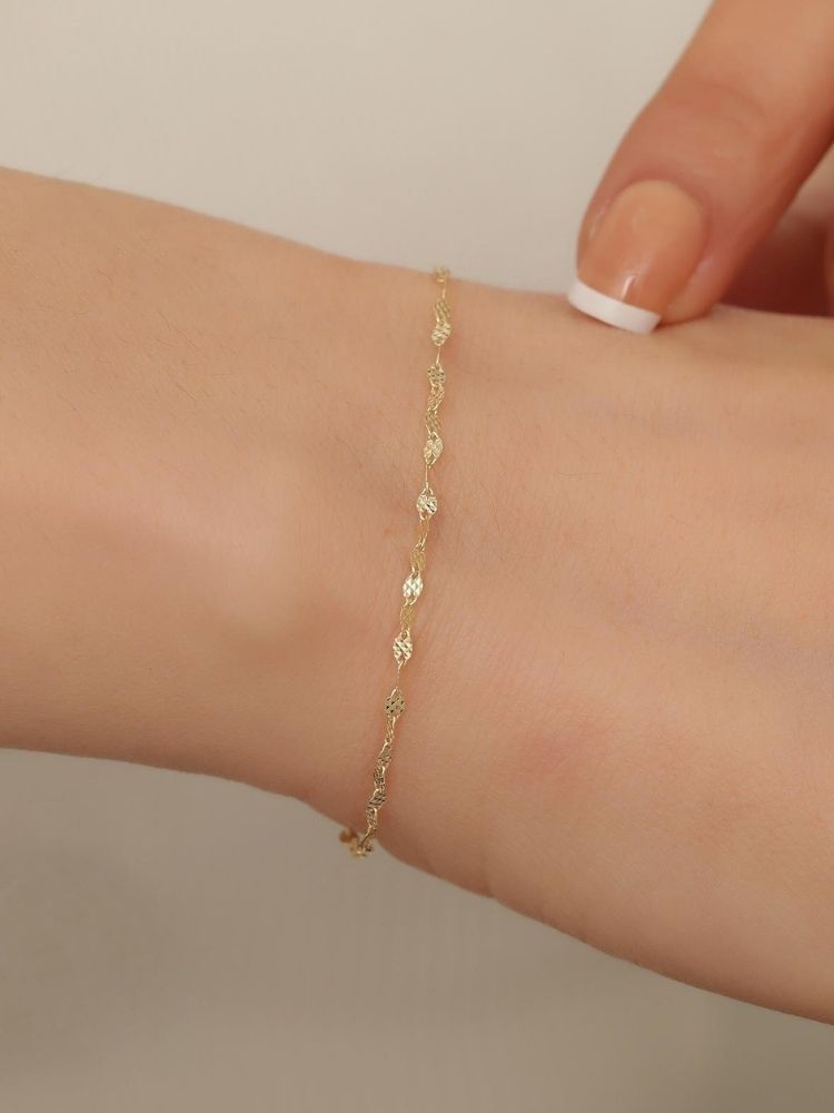 feines-goldarmband-585-14-karat-gold-dunnes-gespiegeltes-armband-mit-goldstift-2mm