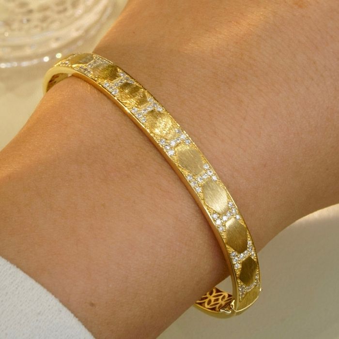 goldarmband-damen-750-luxuryjewelry-18k-gelbgold-natrual-diamant-0.90-armband-damen-luxus-trendy